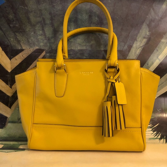 Coach Handbags - NEW Coach Lg Legacy Candace Sunflower Carryall satchel, shoulder bag